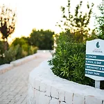 Borgo Cozzana לינה וארוחת בוקר 4*