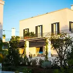 Borgo Cozzana לינה וארוחת בוקר מונופולי