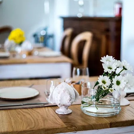 Borgo Cozzana Bed & Breakfast 3*