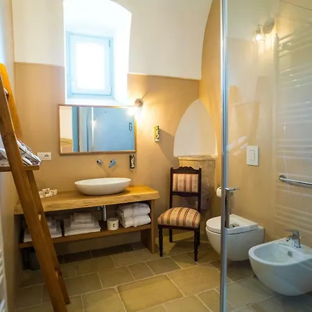 Borgo Cozzana Bed & Breakfast