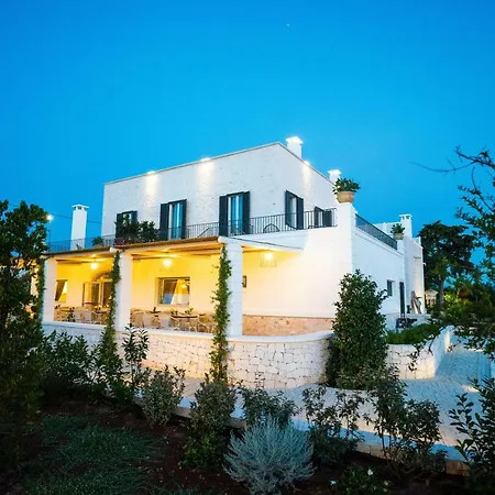 Bed & Breakfast Borgo Cozzana