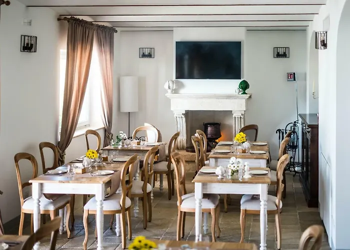 Alojamento de Acomodação e Pequeno-almoço Borgo Cozzana