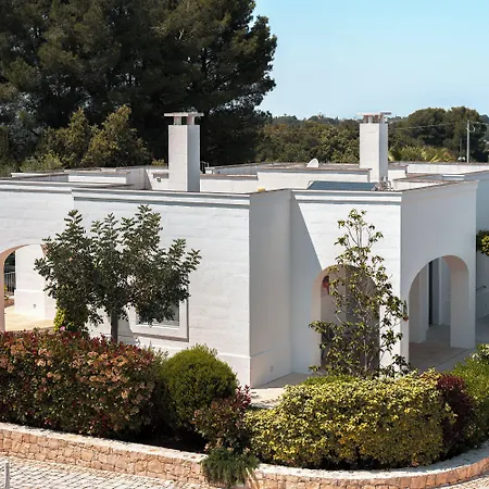 Borgo Cozzana 4* Monopoli