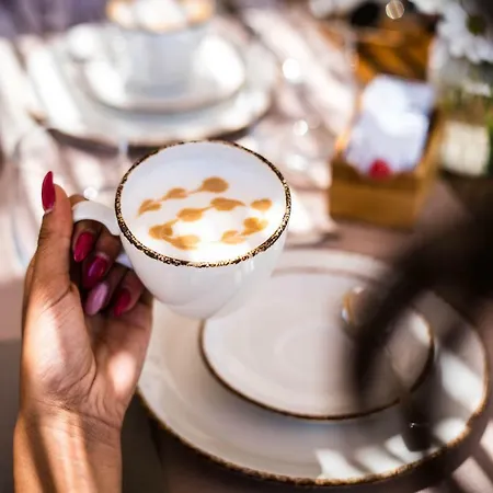 Borgo Cozzana B&B 4*